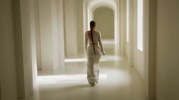 Kim Kardashian en su mansión