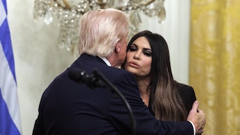 La Casa Blanca fuerza la dimisión de su embajadora en Grecia, Kimberly Guilfoyle, por presunta corrupción