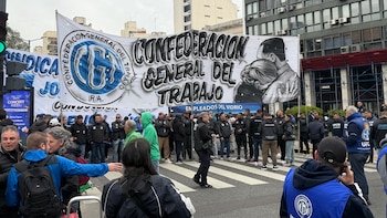 Marcha de los endeudados, en vivo: las últimas noticias de la movilización de la CGT y organizaciones sociales
