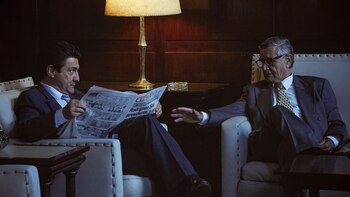 César Troncoso como Eduardo Duhalde