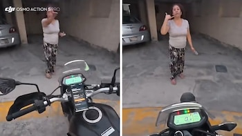“Lady Banqueta”: mujer se vuelve viral tras discutir con repartidor por estacionarse frente a su casa