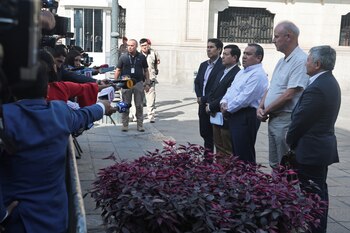 Ministros y el abogado de