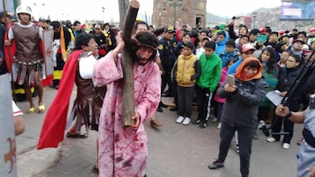 Semana Santa en el Cusco (Andina)