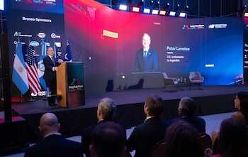 Peter Lamelas disertó en un evento organizado por la Cámara de Comercio de Argentina y Texas.