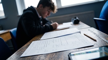 Prueba educativa PISA deja bajos resultados en Centroamérica, con Guatemala en el último lugar regional