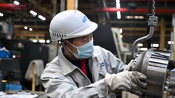 China ordena a sus compañías energéticas afectadas que ignoren las sanciones impuestas por EEUU