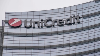 UniCredit recibe la autorización del BCE en la operación sobre Commerzbank