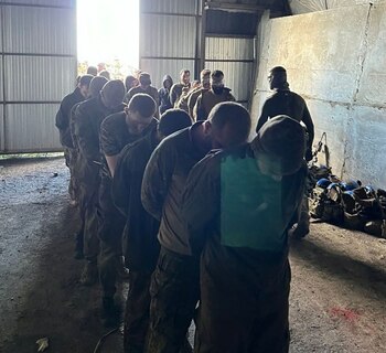 102 soldados de la 488º