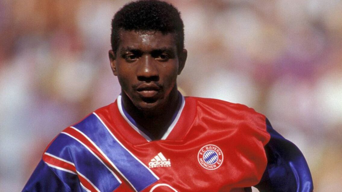 El colombiano Adolfo Valencia hizo parte del Bayern Múnich entrenado por Franz Beckenbauer - crédito Kicker y Bayern Múnich