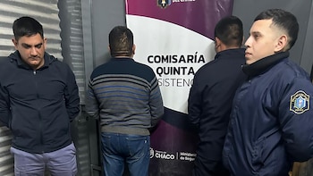 Detuvieron a un hombre que disparó contra un grupo de adolescentes que jugaban al fútbol en Chaco