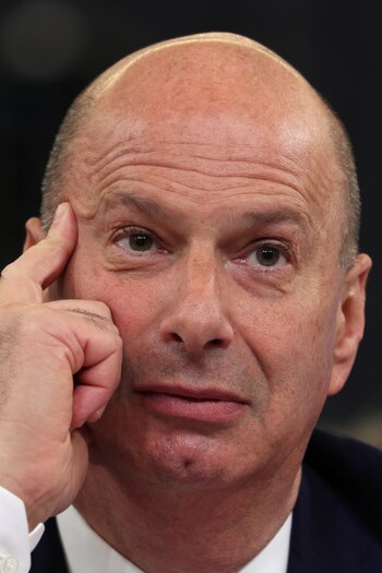 Gordon Sondland debió testificar ante