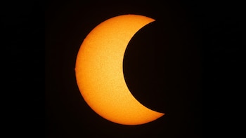 Eclipse solar de 2026: cuándo será, dónde será visible y todo lo que debes saber para observarlo