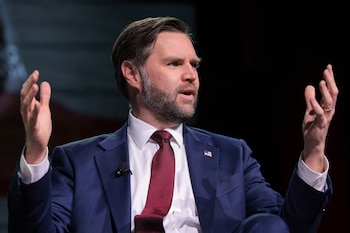 El vicepresidente estadounidense JD Vance viaja a Islamabad para una segunda ronda de negociaciones con Irán que Teherán aún no confirmó. (Chip Somodevilla/Pool via AP)