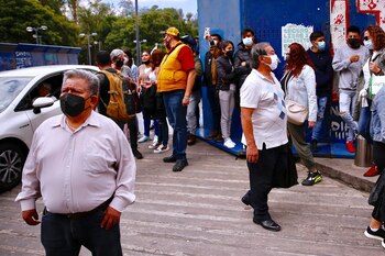 Durante las últimas 24 horas, se dieron a conocer 13 casos positivos nuevos; sin embargo, hay un acumulado en todo el territorio estatal de 24 mil 044 personas contagiadas.
EFE/Carlos Ramírez
