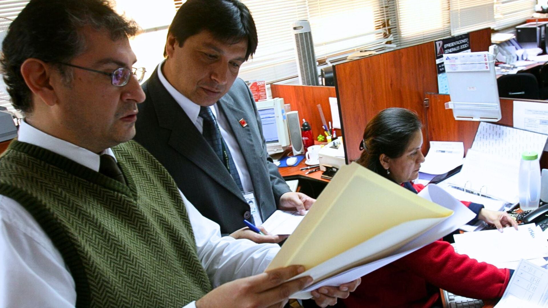 Bono de S/ 2.500 para trabajadores públicos: Mayor monto iría a los que ganan menos