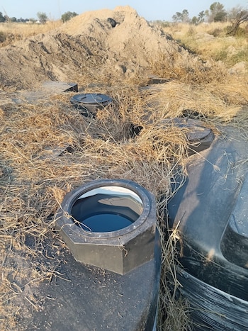 Tinacos localizados por las autoridades.
Foto: