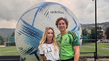 Karla Mora, esposa de Memo Ochoa, sorprende con mensaje emotivo en su despedida del futbol