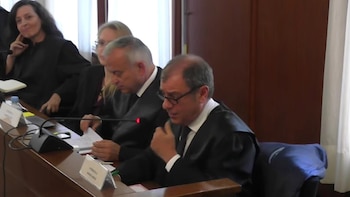 Manos Limpias señala que la Oficina de Artes Escénicas era "un traje a medida" para David Sánchez