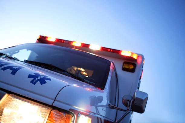 La sentencia responsabilizó en forma concurrente a la empresa de traslados, la medicina prepaga y el camillero a cargo de la paciente. (Foto de archivo: iStock)