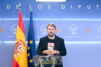 29/09/2026 El portavoz adjunto de Sumar en el Congreso, Alberto Ibáñez, durante una rueda de prensa, en el Congreso de los Diputados, a 29 de septiembre de 2026, en Madrid (España).
POLITICA
Gustavo Valiente - Europa Press