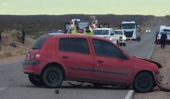 Gremios como UOCRA, Petroleros Jerárquicos, Choferes de Camiones y Camioneros acompañaron a la familia del trabajador fallecido en la conferencia de prensa (Fotos: LM Neuquén)