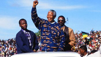 Nelson Mandela votó por primera