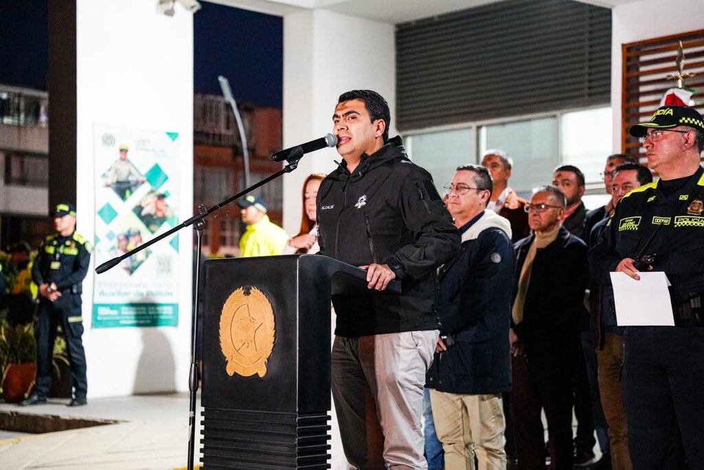 El alcalde de Soacha celebró un operativo contra el transporte informal, mientras los conductores de bus denuncian cobros extorsivos - crédito Alcaldía de Soacha