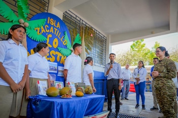 El Gobierno de El Salvador lanza un Bachillerato Técnico Productivo en Servicios Turísticos para impulsar el desarrollo regional. (Cortesía: Secretaría de Prensa de la Presidencia)