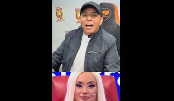 A través de gestos, pausas