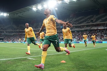 Oswin Appollis marcó el gol ante Jamaica y se consolida como la revelación ofensiva de Sudáfrica antes del Mundial 2026. (AP Foto/Alfonso Nqunjana)