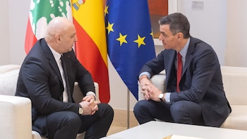 Sánchez se compromete ante el