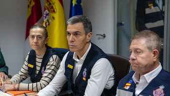 Sánchez dice que esclarecerán "hasta el último detalle" y reforzarán seguridad para evitar más catástrofes ferroviarias