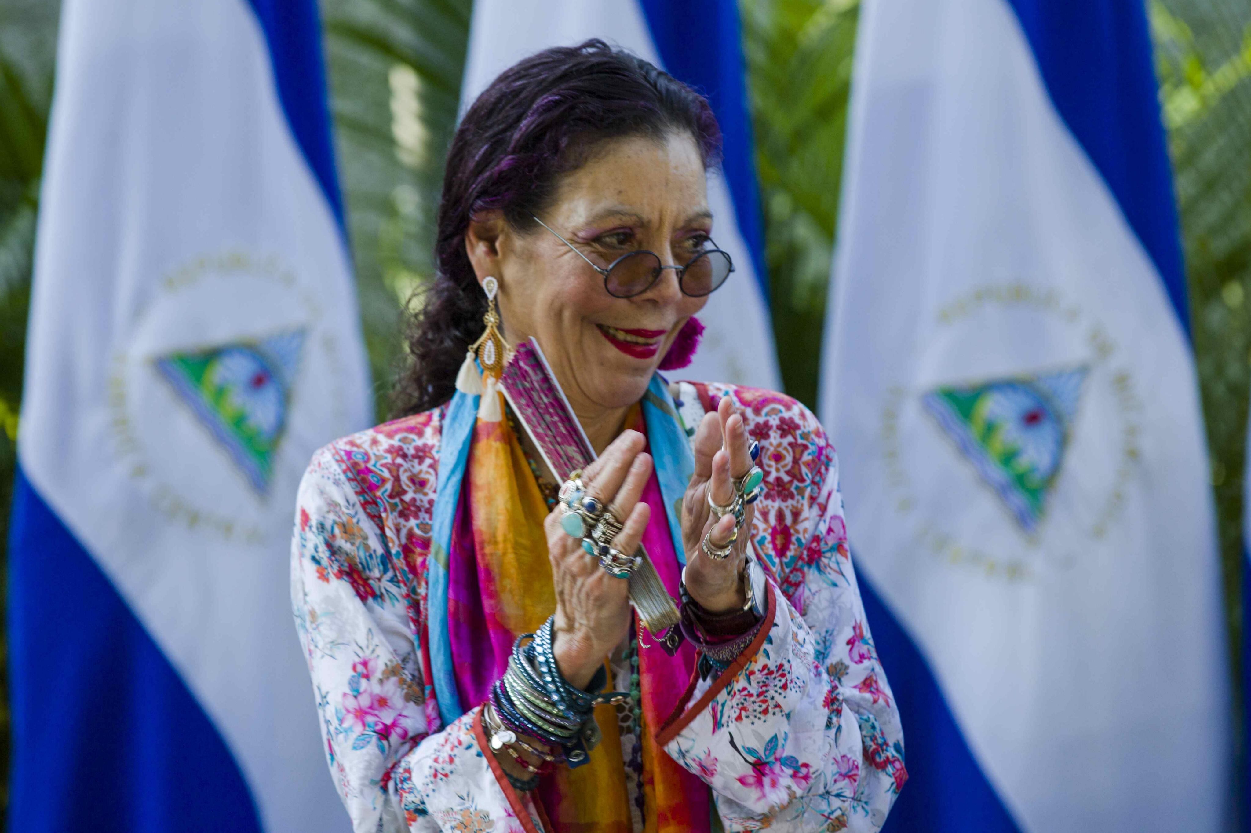 Fotografía de archivo en la que se registró a la vicepresidenta de Nicaragua, Rosario Murillo, durante un acto público, en Managua (Nicaragua) (EFE/Jorge Torres)