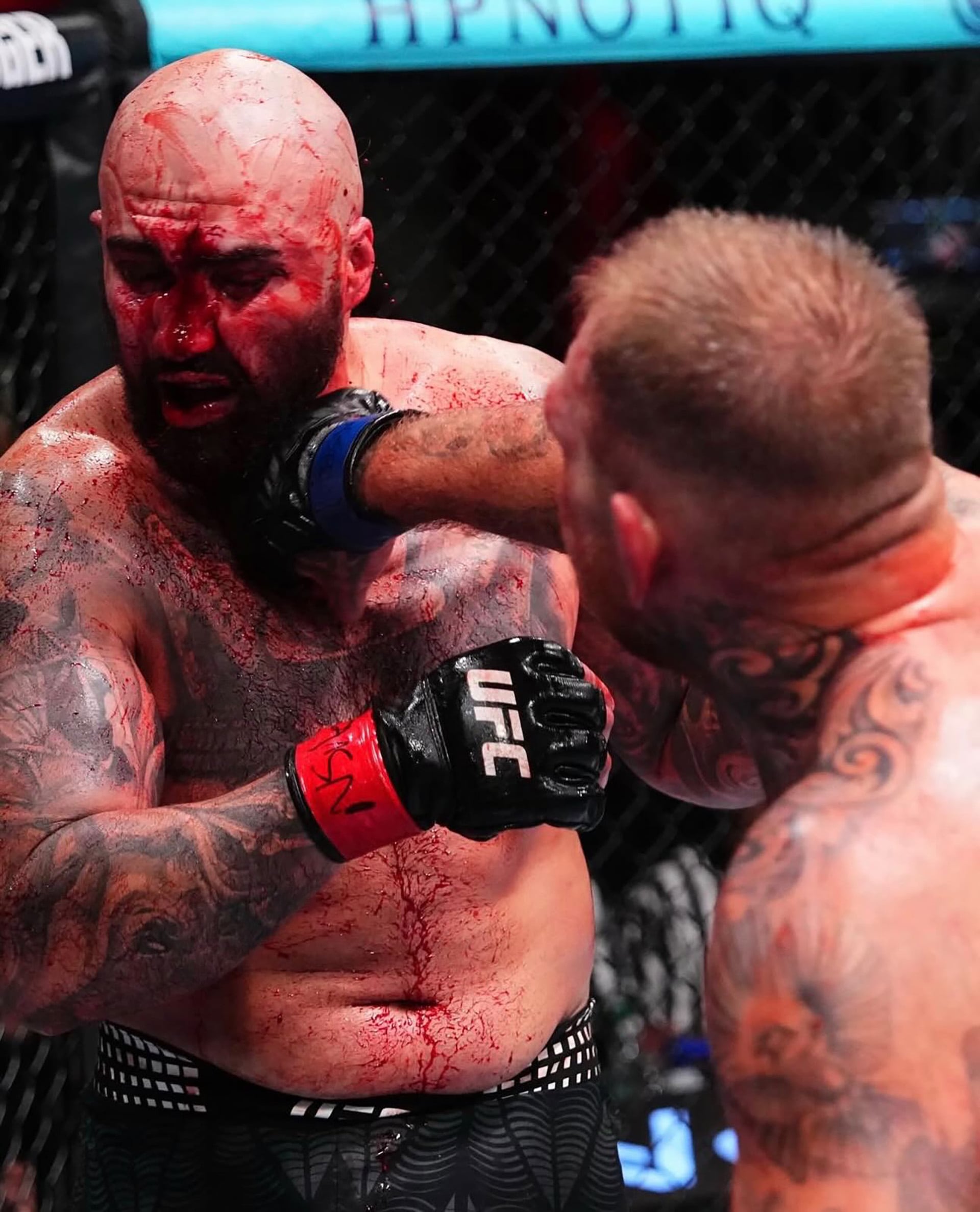 Steven Asplund dio 170 golpes para ganarle a Sean Sharaf (Instagram: @steven_asplund)