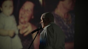 Las funciones son los jueves,