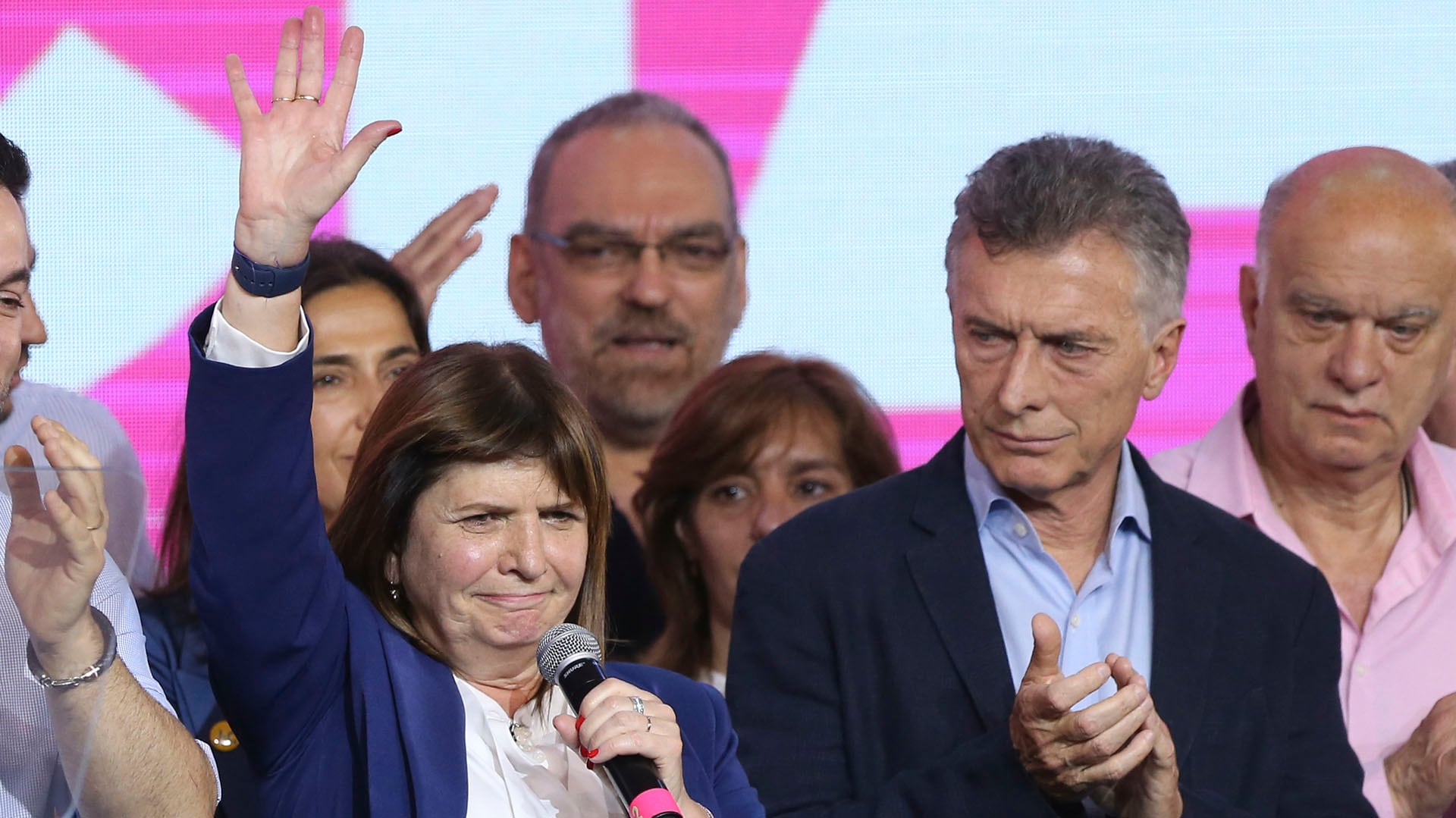 Mauricio Macri y Patricia Bullrich en 2023 tras la elección presidencial (AP)