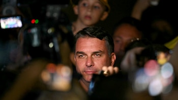 Flávio Bolsonaro dijo que está “muy contento” con el resultado de la primera vuelta: “Brasil quiere un cambio”