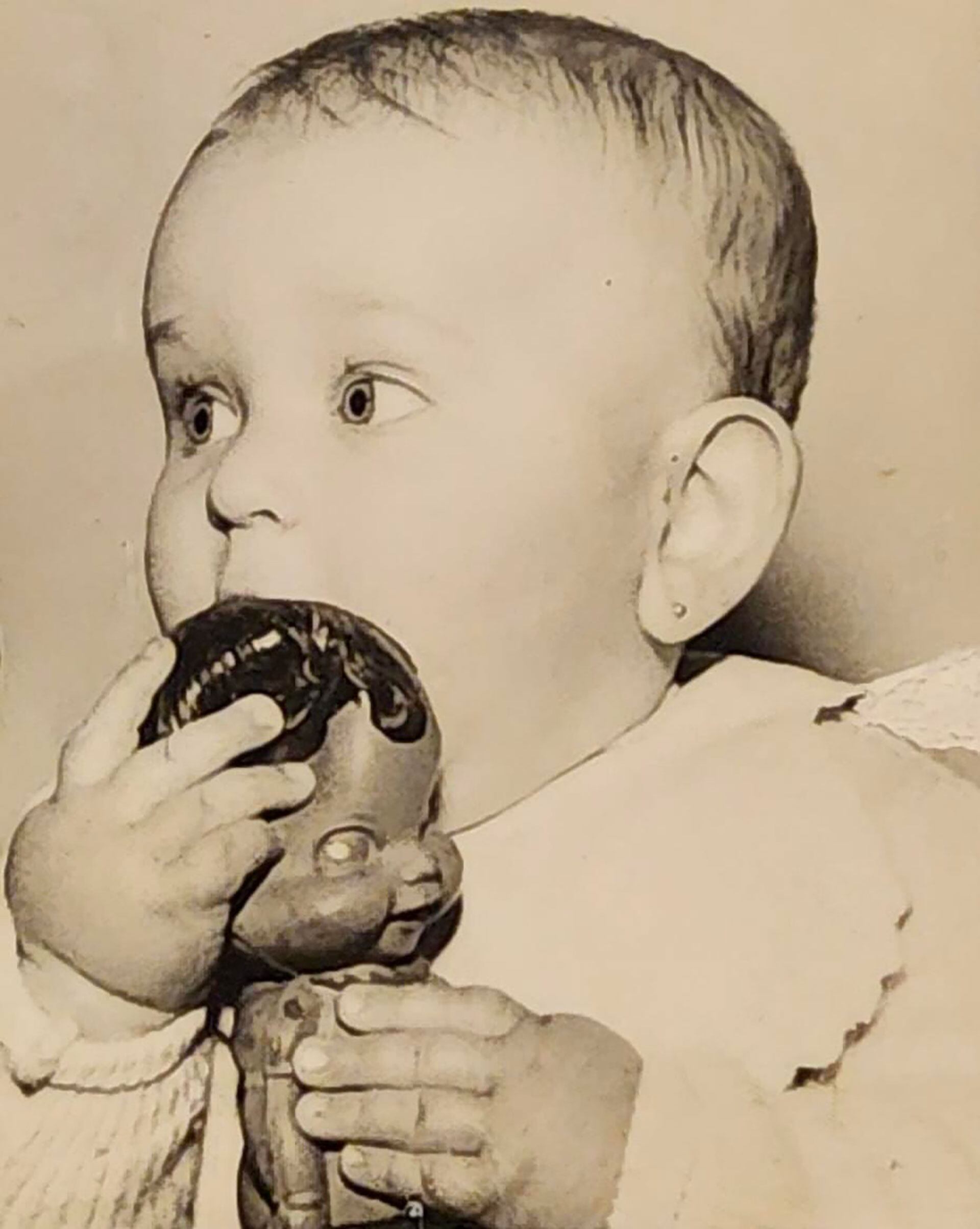 Julia Nora Sara Trzenko (Julia Zenko), nació el 30 de octubre de 1957