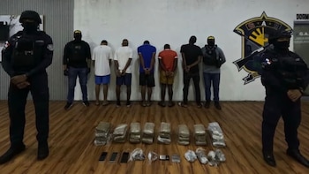 En la ciudad de Panamá las autoridades aprehendieron a cinco ciudadanos, que serán presentados ante las instancias judiciales. (PN)