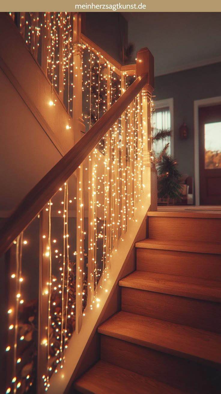 Las luces LED y otras opciones tecnológicas han venido para quedarse como parte de los festejos en casa. Foto: (Pinterest)
