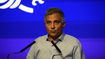 La Libertad Avanza presiona a Kicillof con un proyecto para eliminar el Impuesto de Sellos en inmuebles y autos en PBA