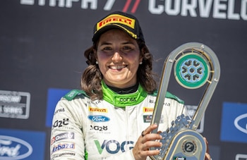 Tatiana Calderón, pilota colombiana, se convirtió en la primera mujer en ganar una competencia de su categoría, lo hizo en Brasil - crédito @sg28nascarteam/Instagram