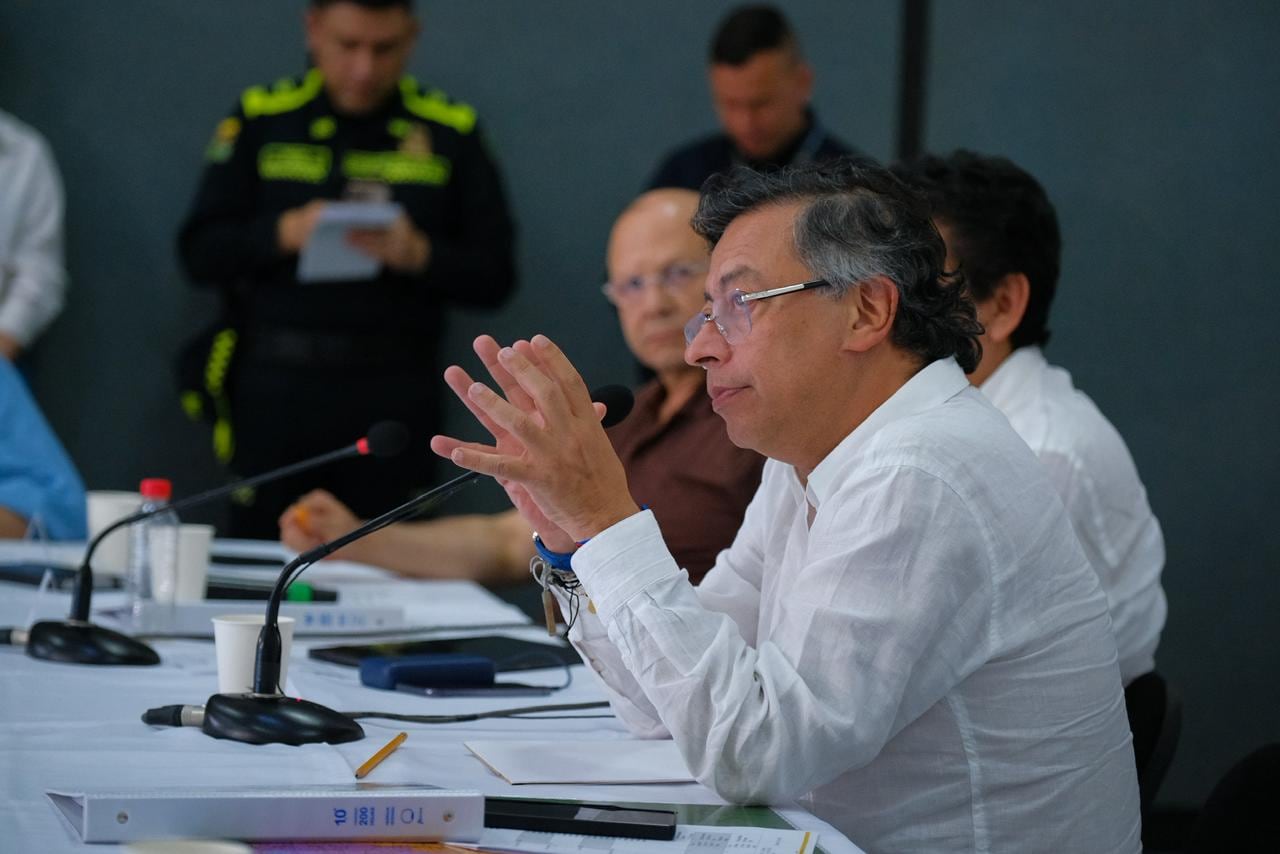 El presidente Gustavo Petro señaló a la cúpula de la Fiscalía de estar detrás de él y criticó otros casos investigados por el ente acusador, como el de la Ungrd y el de su hijo Nicolás Petro - crédito Presidencia