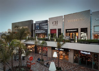 Mientras tanto, en Chile, Toys