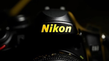 Nikon le quitó el primer premio a un video científico por usar inteligencia artificial