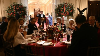 Quiénes fueron los invitados a la mesa principal de la cena de Estado de Donald Trump y Xi Jinping