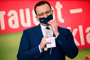 EFE/EPA/CLEMENS BILAN