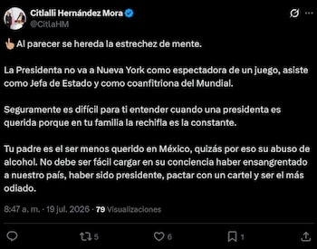 En un mensaje en redes, la funcionaria afirma que la mandataria acude como jefa de Estado y representante de México, además de coanfitrión del Mundial, y no como “espectadora”.