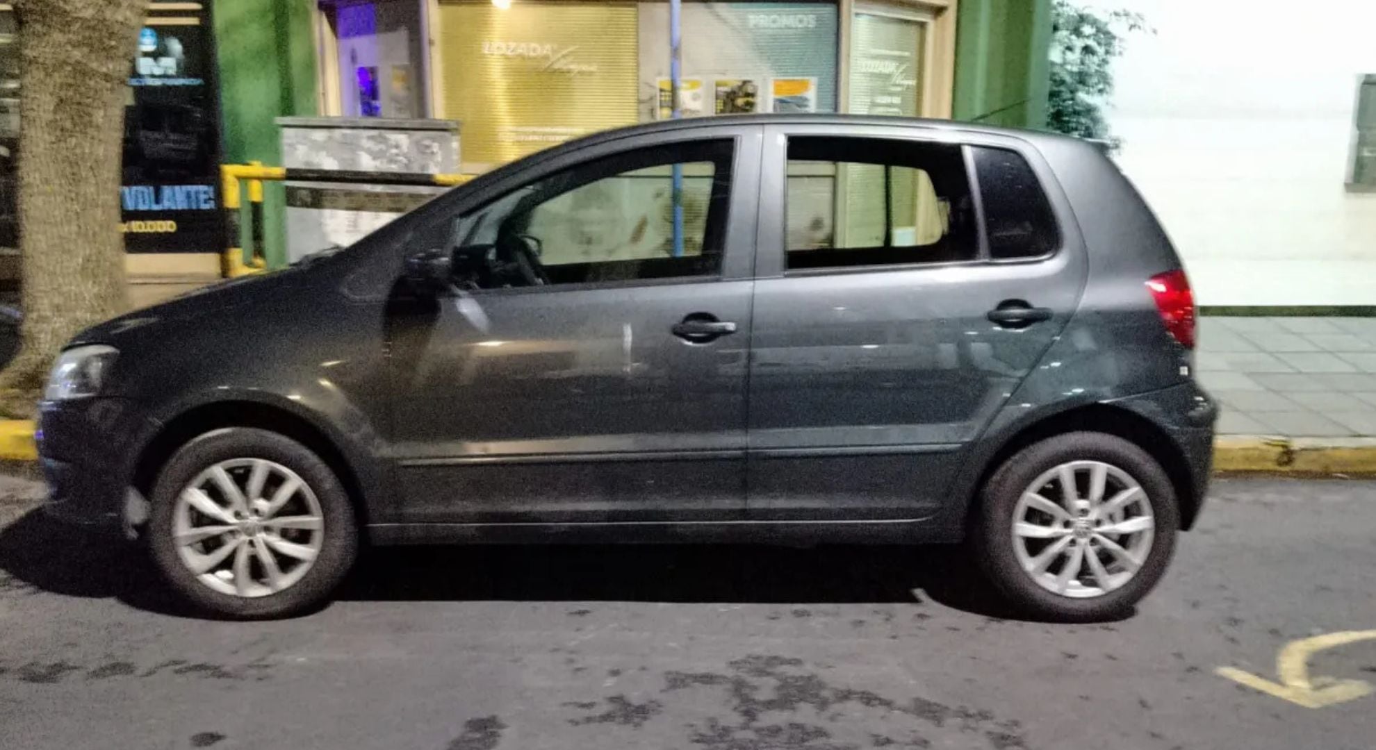Cayó una banda de menores que se dedicaba a destrozar y robar autos en el centro de Quilmes