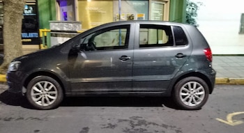 Los dos sospechosos fueron detenidos luego de que se activara un operativo cerrojo (Gentileza: Info Quilmes)
